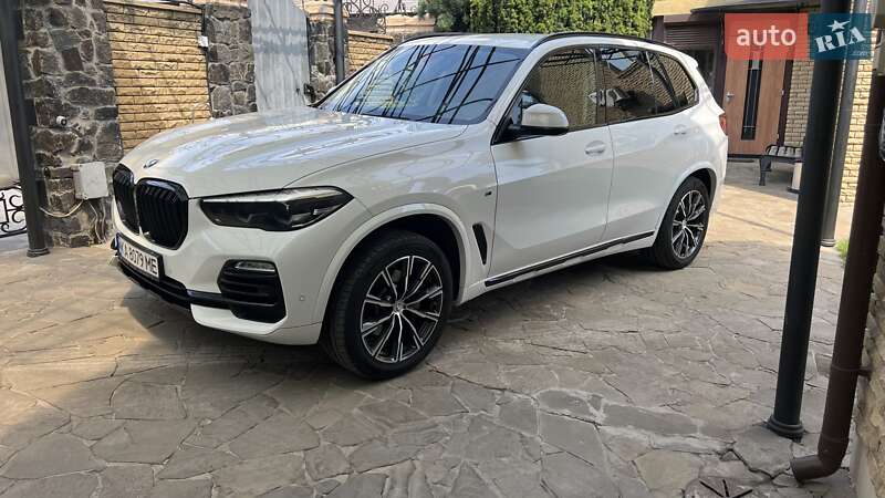 Внедорожник / Кроссовер BMW X5 2019 в Черкассах