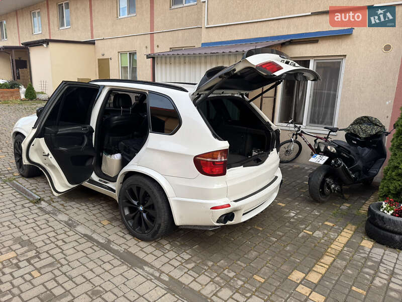 Внедорожник / Кроссовер BMW X5 2010 в Одессе