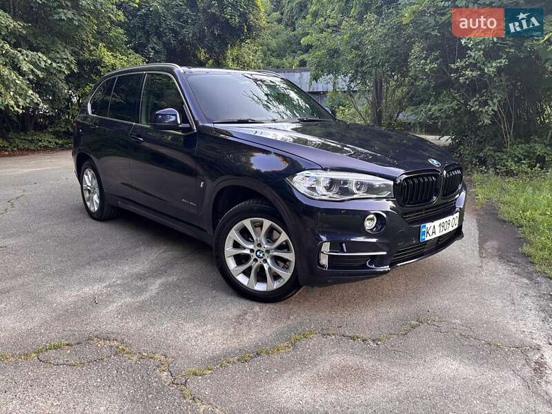 Внедорожник / Кроссовер BMW X5 2018 в 