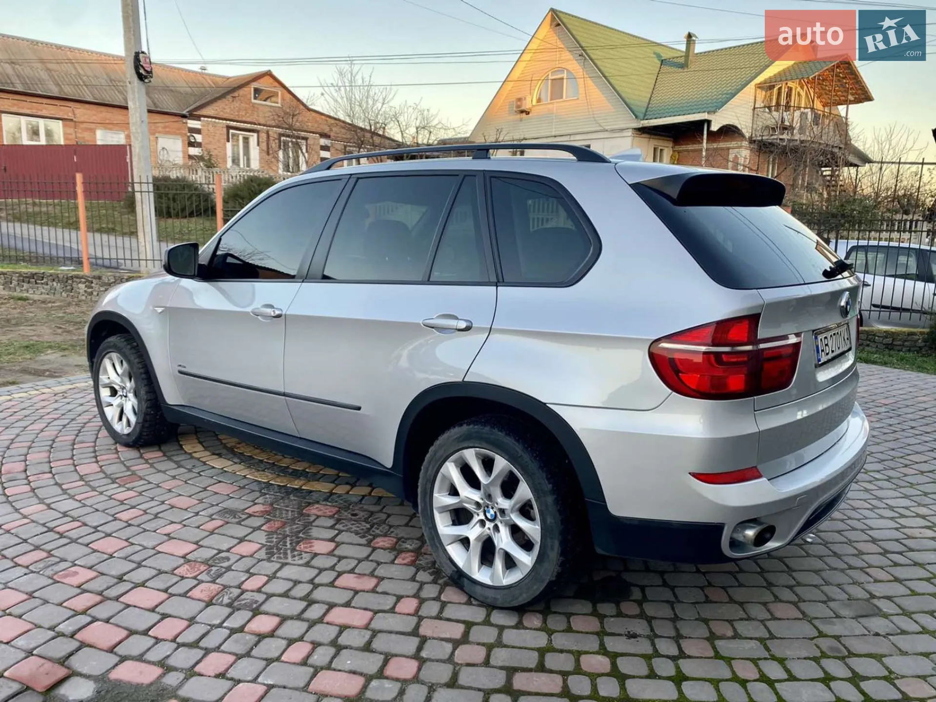 2010 BMW X5 - мініатюра 71