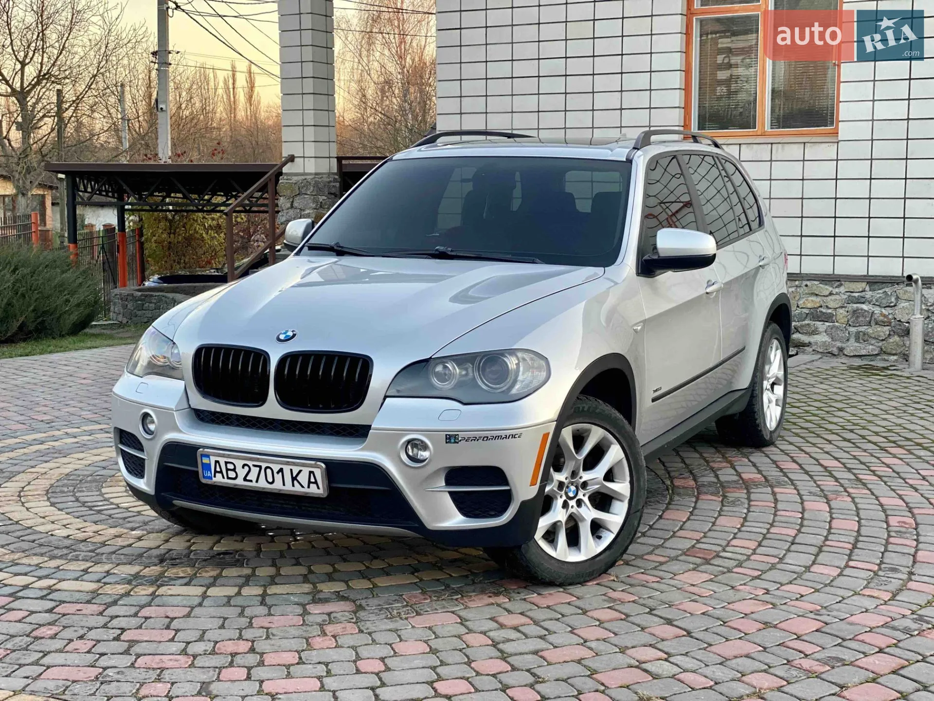 2010 BMW X5 - мініатюра 75