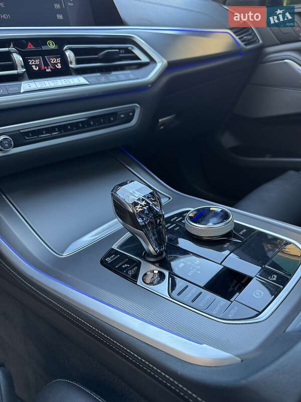 Внедорожник / Кроссовер BMW X5 2020 в Нововолынске