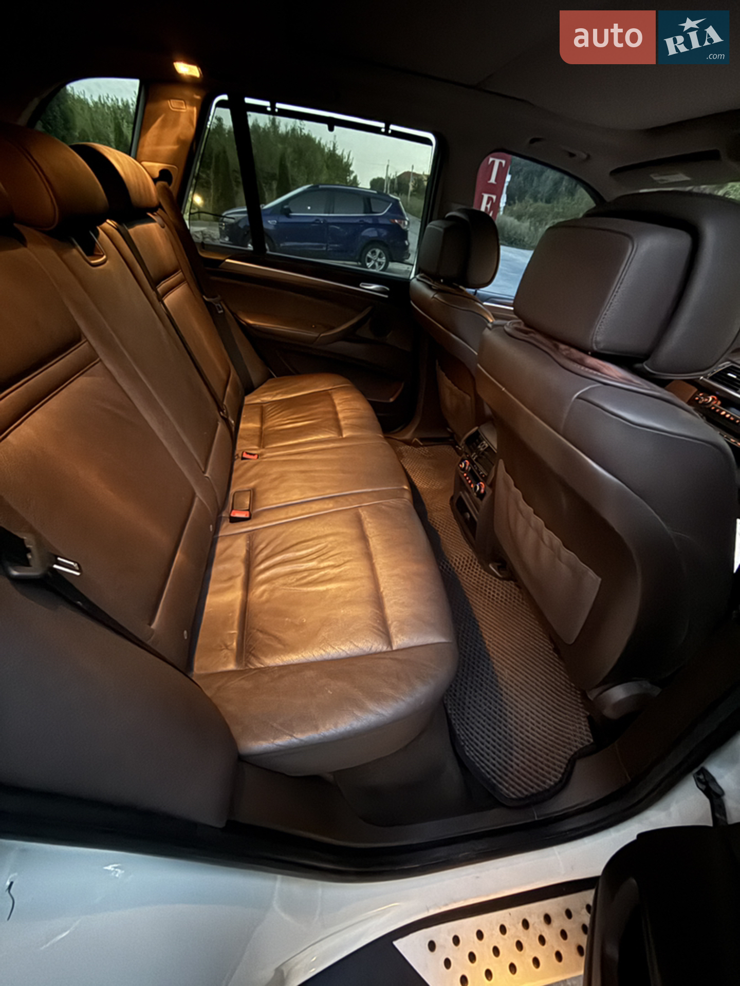 2010 BMW X5 - мініатюра 13
