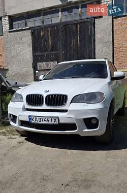 Внедорожник / Кроссовер BMW X5 2012 в Киеве