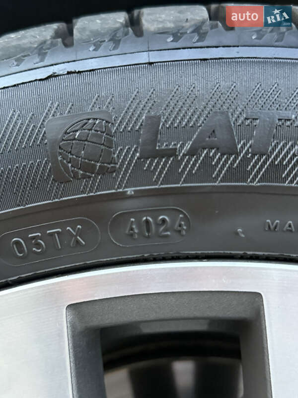 Позашляховик / Кросовер BMW X5 2016 в Чернівцях