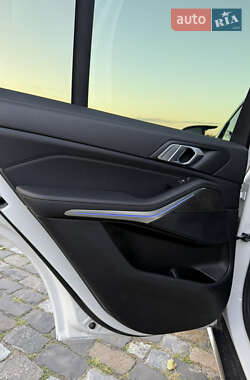 Внедорожник / Кроссовер BMW X5 2020 в 