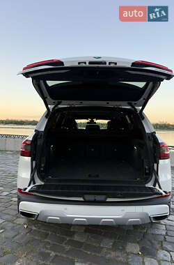 Внедорожник / Кроссовер BMW X5 2020 в 