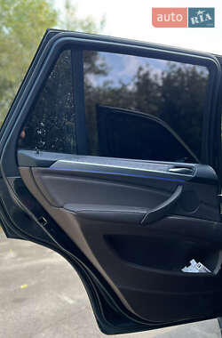 Позашляховик / Кросовер BMW X5 2008 в 