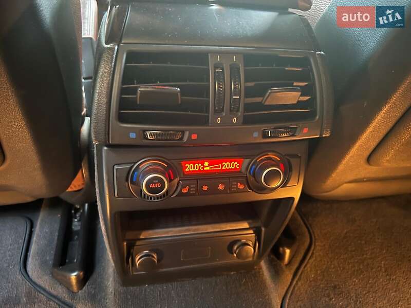 Внедорожник / Кроссовер BMW X5 2012 в Киеве