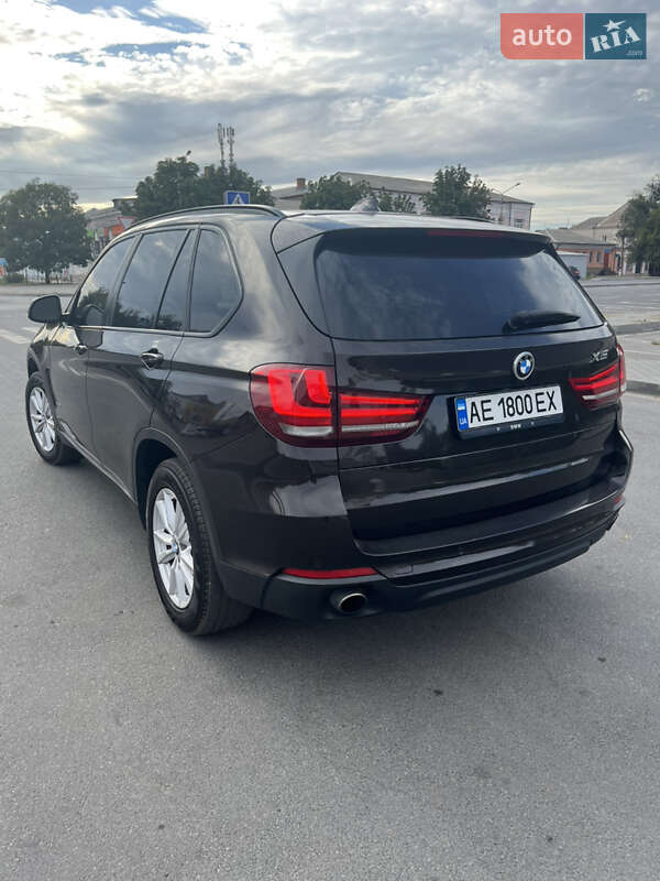 Внедорожник / Кроссовер BMW X5 2013 в Новомосковске