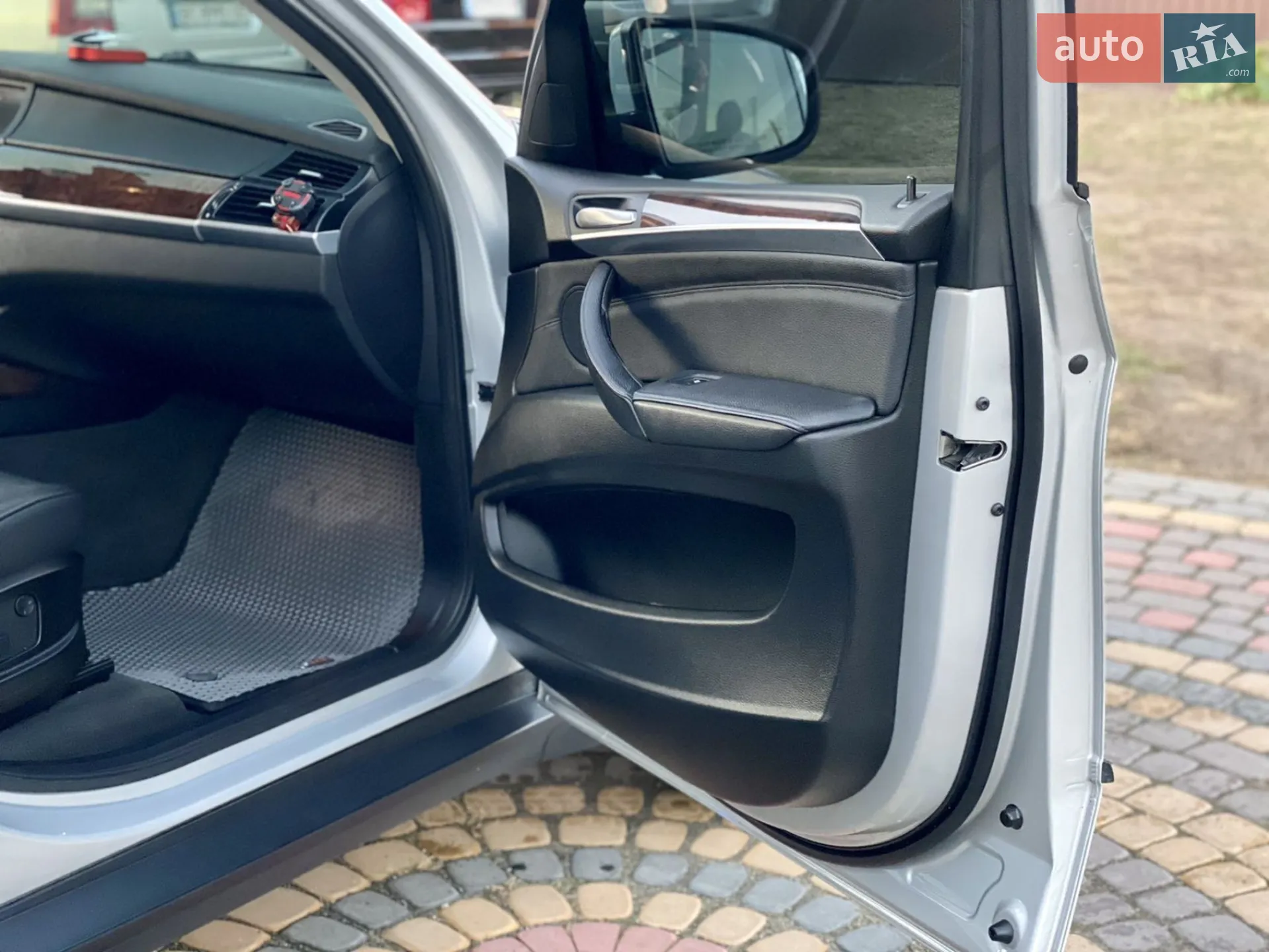 2010 BMW X5 - мініатюра 5