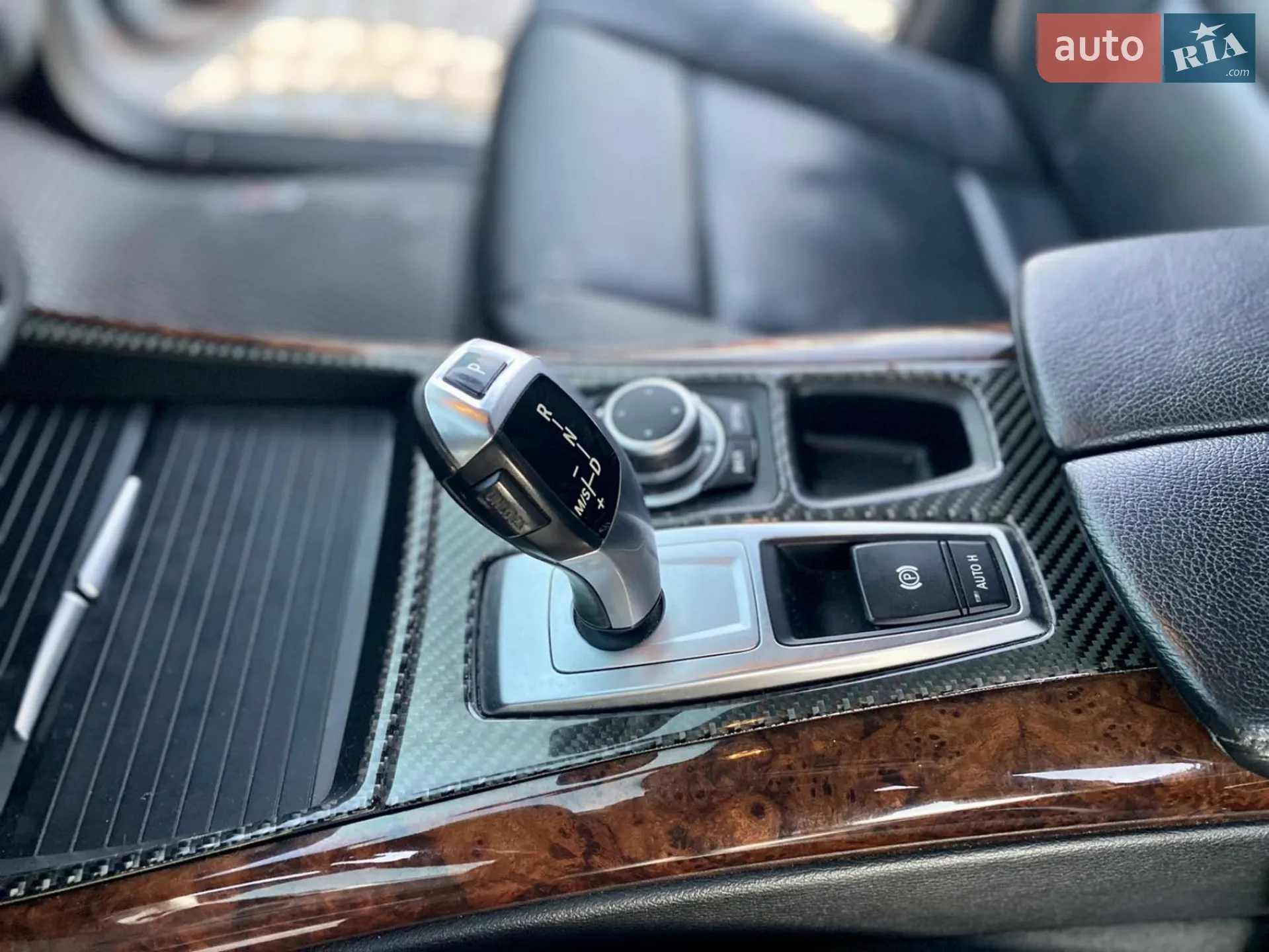 2010 BMW X5 - мініатюра 38