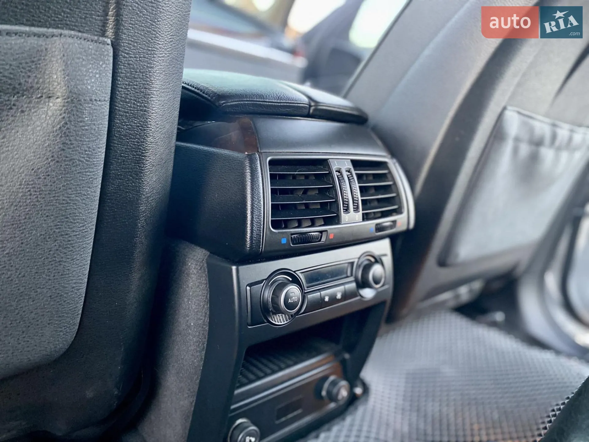 2010 BMW X5 - мініатюра 45