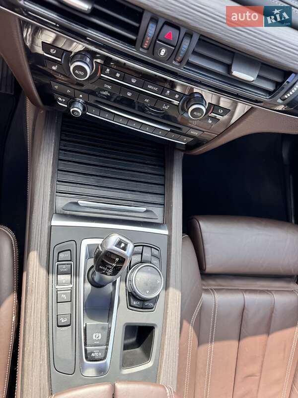 Внедорожник / Кроссовер BMW X5 2015 в Львове