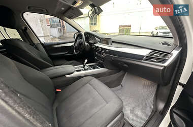 Внедорожник / Кроссовер BMW X5 2016 в 