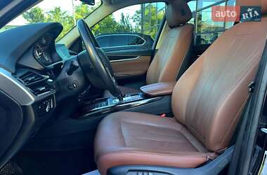 Внедорожник / Кроссовер BMW X5 2015 в 
