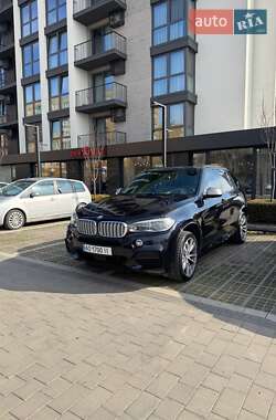 Внедорожник / Кроссовер BMW X5 2015 в Ужгороде