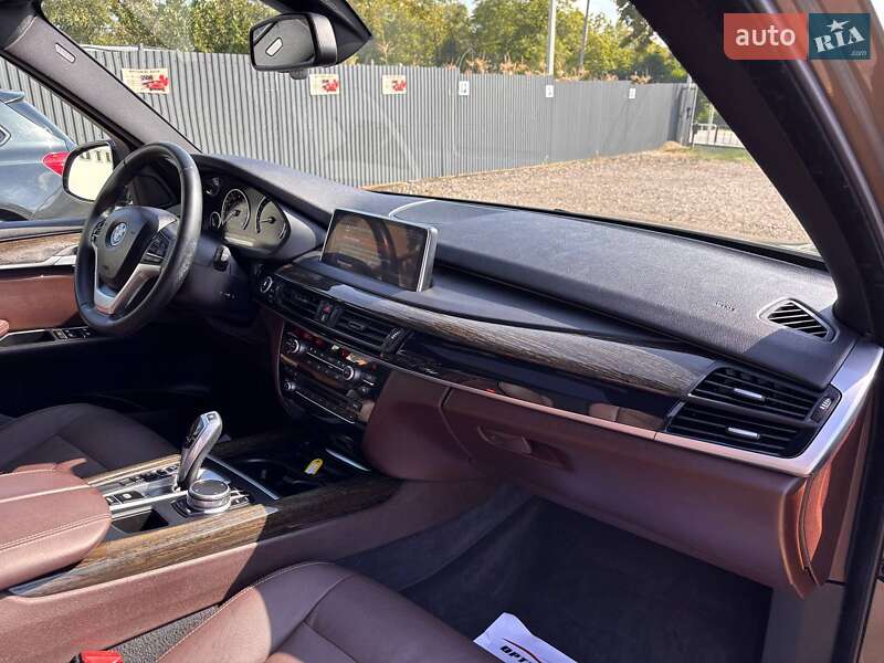 Внедорожник / Кроссовер BMW X5 2017 в Львове