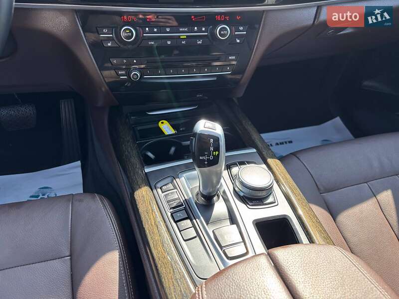 Внедорожник / Кроссовер BMW X5 2017 в Львове