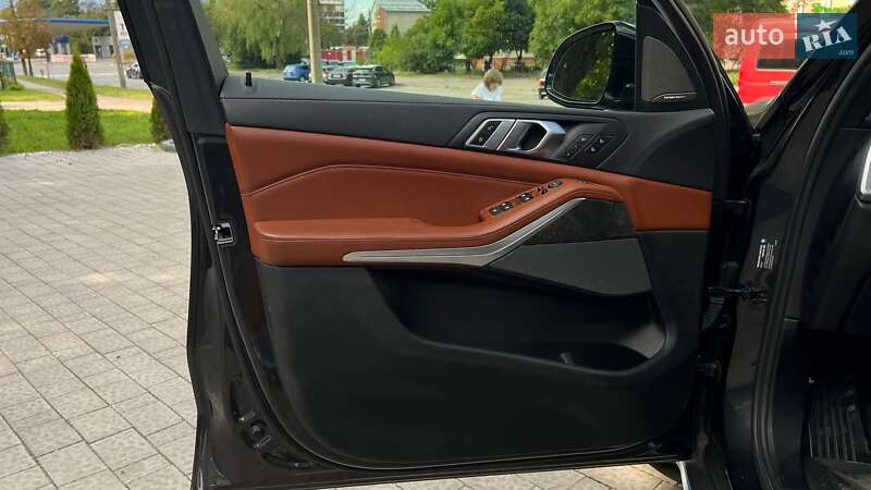 Внедорожник / Кроссовер BMW X5 2021 в Львове