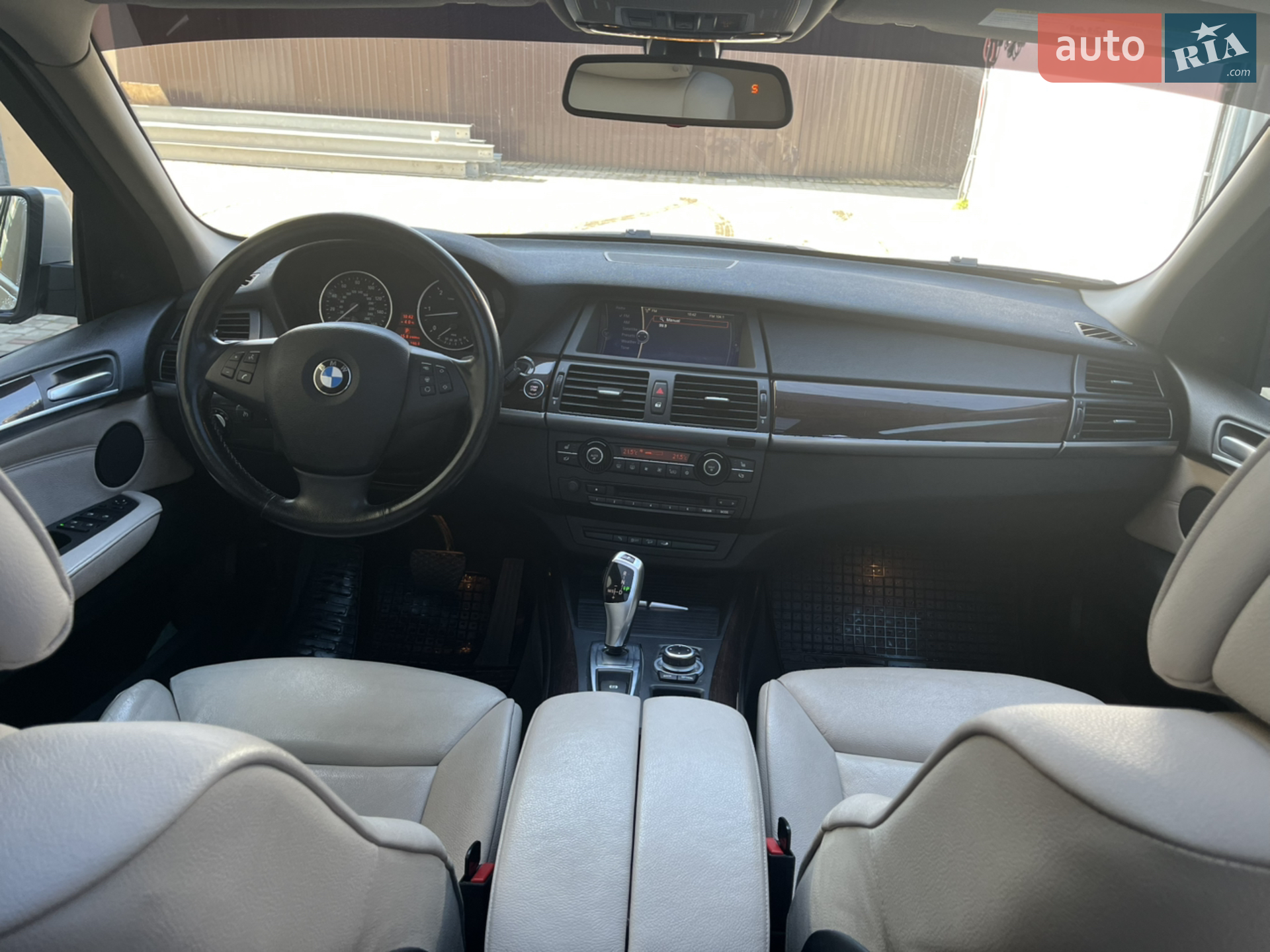 2010 BMW X5 - мініатюра 9