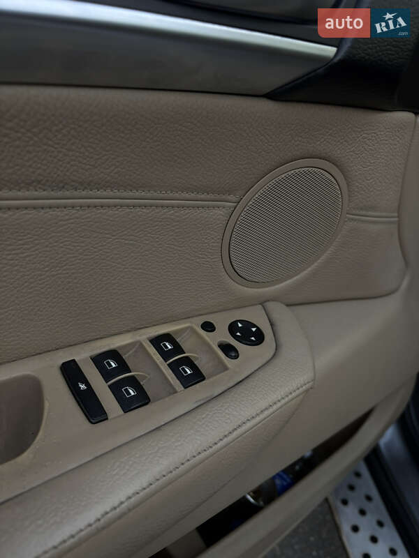 Внедорожник / Кроссовер BMW X5 2007 в Киеве