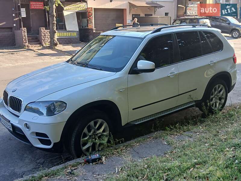 BMW X5 2011