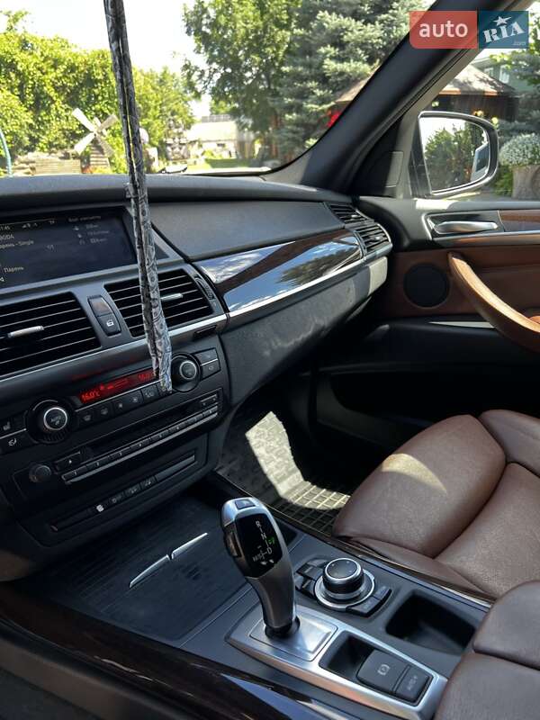 Внедорожник / Кроссовер BMW X5 2012 в Прилуках