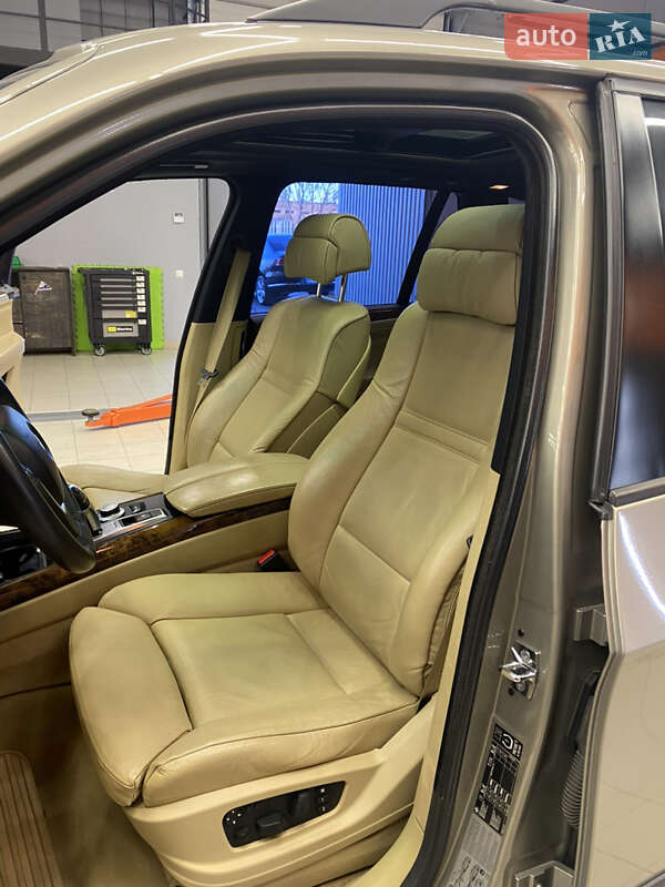 Позашляховик / Кросовер BMW X5 2007 в Ужгороді