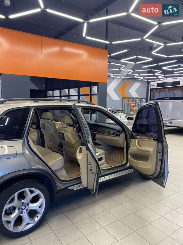 Позашляховик / Кросовер BMW X5 2007 в Ужгороді