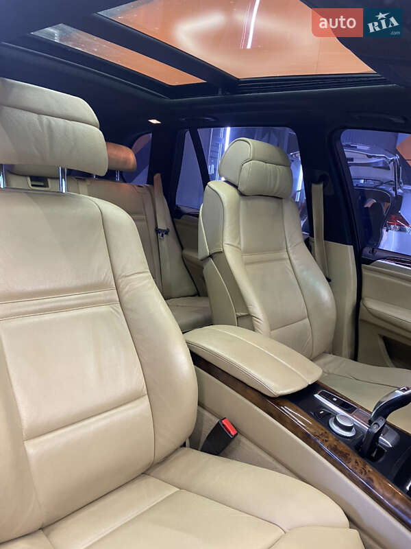 Позашляховик / Кросовер BMW X5 2007 в Ужгороді