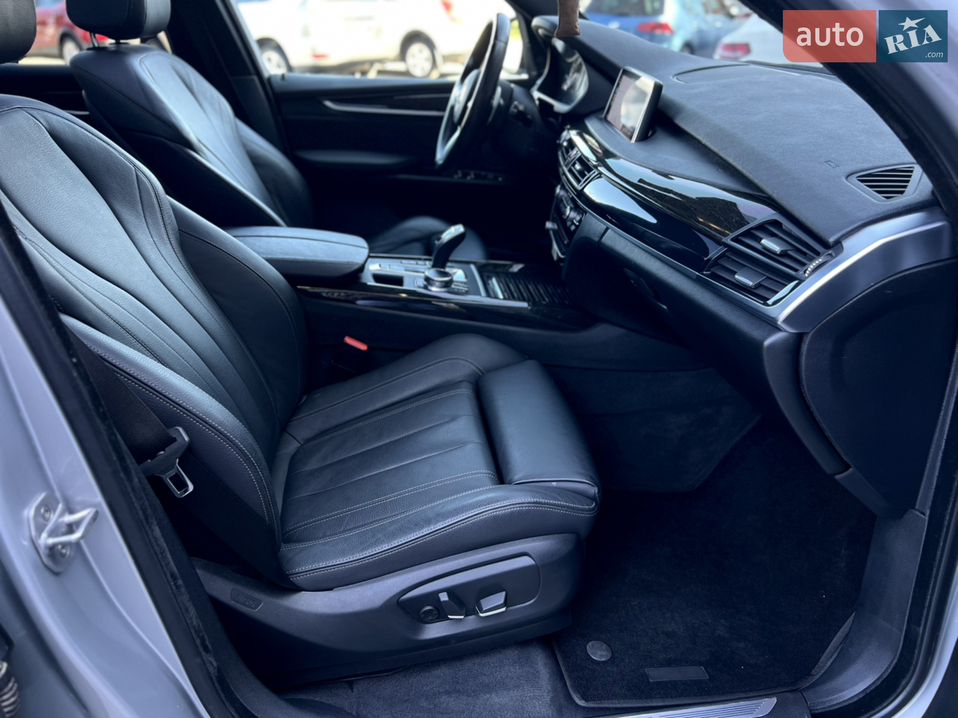 2017 BMW X5 - мініатюра 28