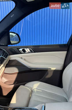 Позашляховик / Кросовер BMW X5 2019 в Івано-Франківську