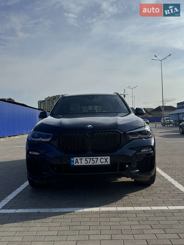 Позашляховик / Кросовер BMW X5 2019 в Івано-Франківську