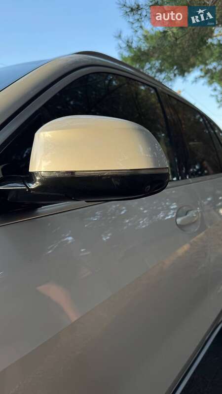 Позашляховик / Кросовер BMW X5 2020 в Луцьку