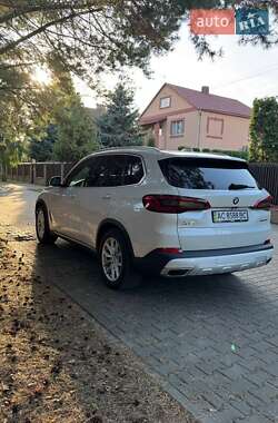 Позашляховик / Кросовер BMW X5 2020 в Луцьку