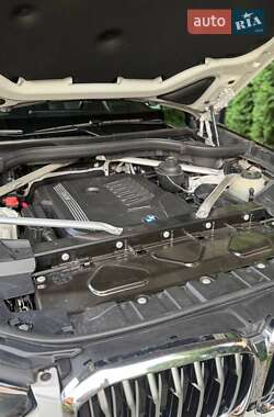 Позашляховик / Кросовер BMW X5 2020 в Луцьку
