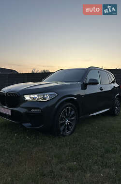 Позашляховик / Кросовер BMW X5 2019 в Луцьку