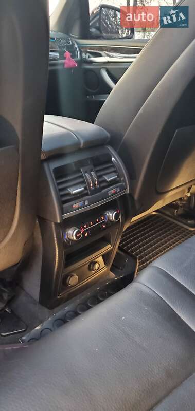 Позашляховик / Кросовер BMW X5 2015 в Харкові