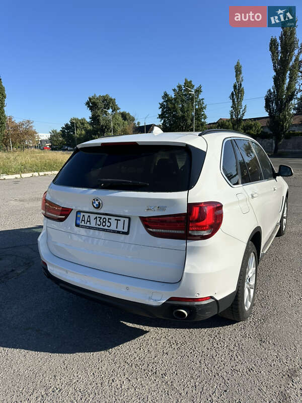 Позашляховик / Кросовер BMW X5 2016 в Києві