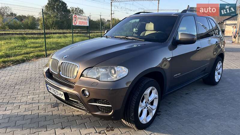 Внедорожник / Кроссовер BMW X5 2010 в Звягеле фото 18 Внедорожник / Кроссовер BMW X5 2010 в Звягеле