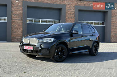 Позашляховик / Кросовер BMW X5 2017 в Чернівцях