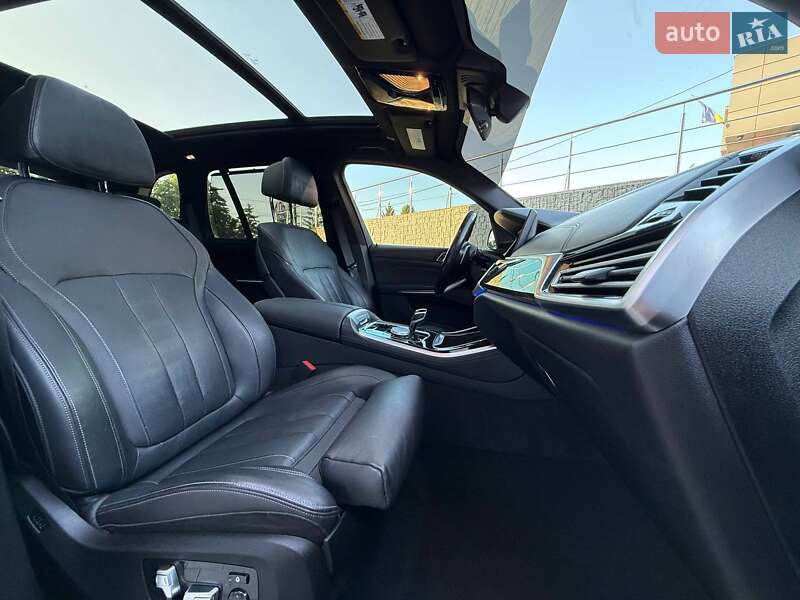 Позашляховик / Кросовер BMW X5 2019 в Луцьку