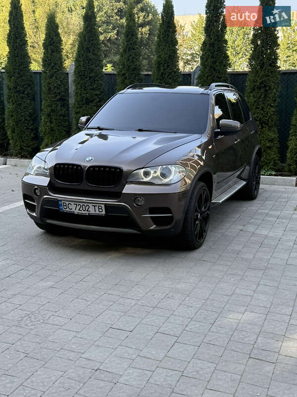 Внедорожник / Кроссовер BMW X5 2012 в Львове