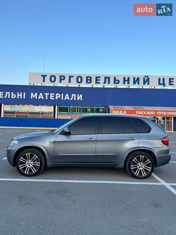 Внедорожник / Кроссовер BMW X5 2012 в Каменец-Подольском