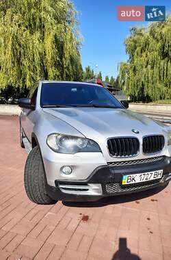Позашляховик / Кросовер BMW X5 2007 в Рівному
