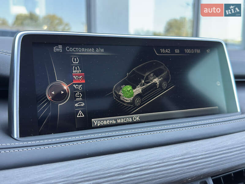 Внедорожник / Кроссовер BMW X5 2014 в Черновцах