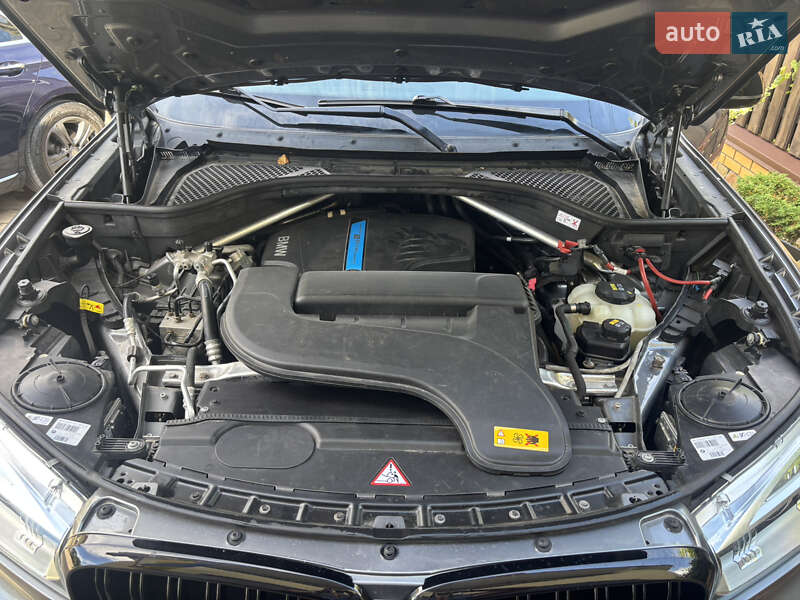 Внедорожник / Кроссовер BMW X5 2016 в Львове