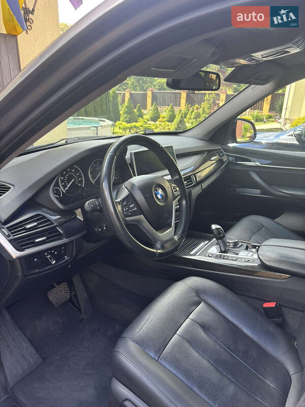 Внедорожник / Кроссовер BMW X5 2016 в Львове