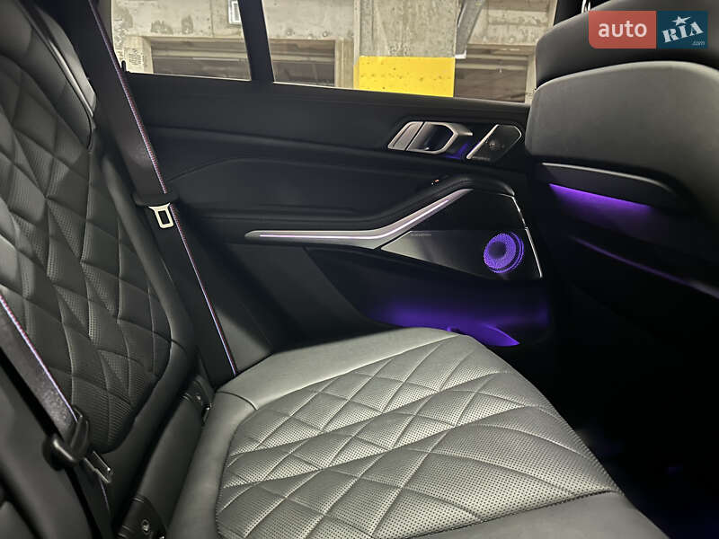 Внедорожник / Кроссовер BMW X5 2024 в Ровно